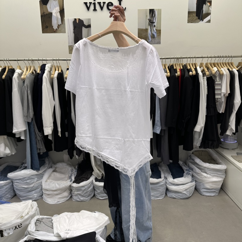 VIVEL韓國代購女裝新品時尚職業熱賣人氣休閑推薦T恤蕾絲VIVELT恤