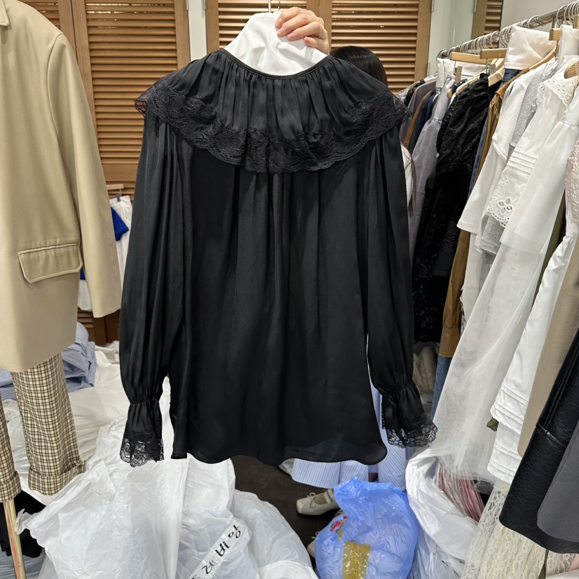 TRES BIEN韓國東大門直郵女裝新品人氣襯衫蕾絲衫荷葉邊絲質TRES BIEN襯衫/蕾絲衫