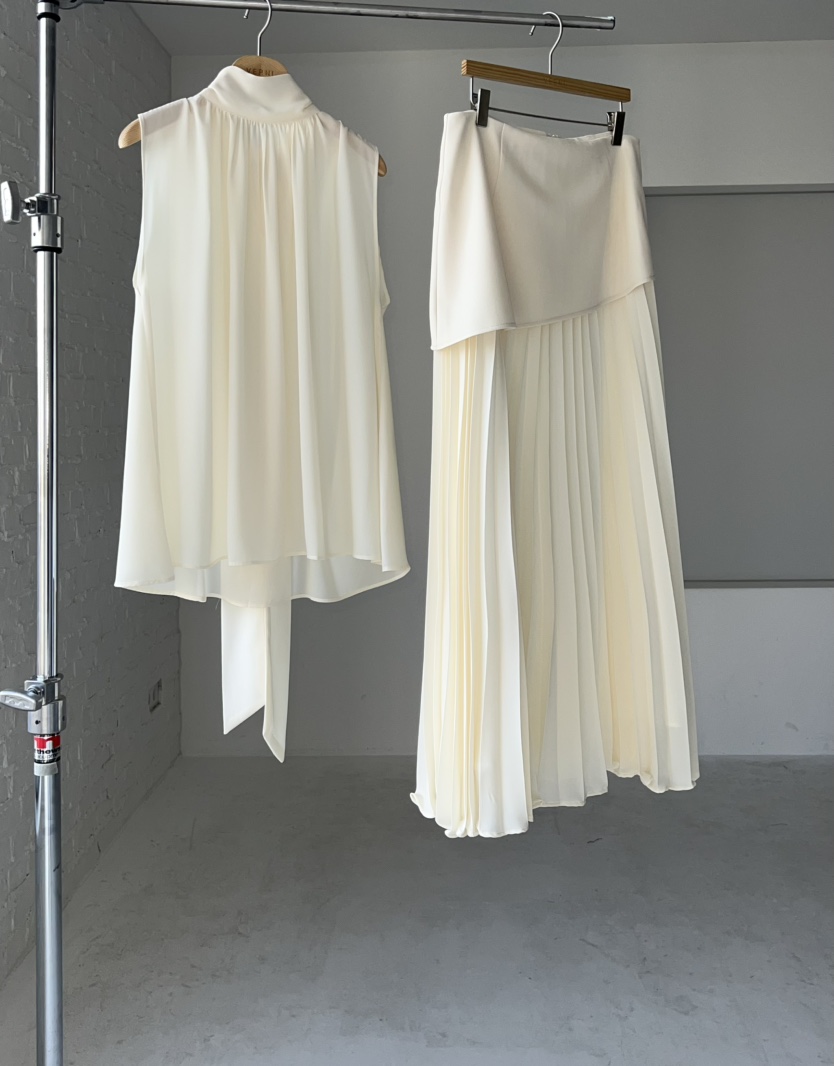 VERNI東大門實拍女裝新款熱賣26春夏真品人氣時尚吊帶背心VERNI吊帶/背心