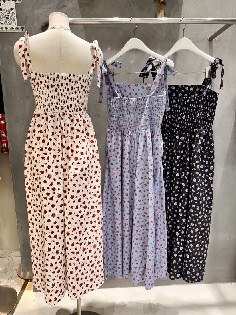 KIFF東大門實拍女士新款時尚26春夏熱賣職業休閑真品連衣裙KIFF連衣裙