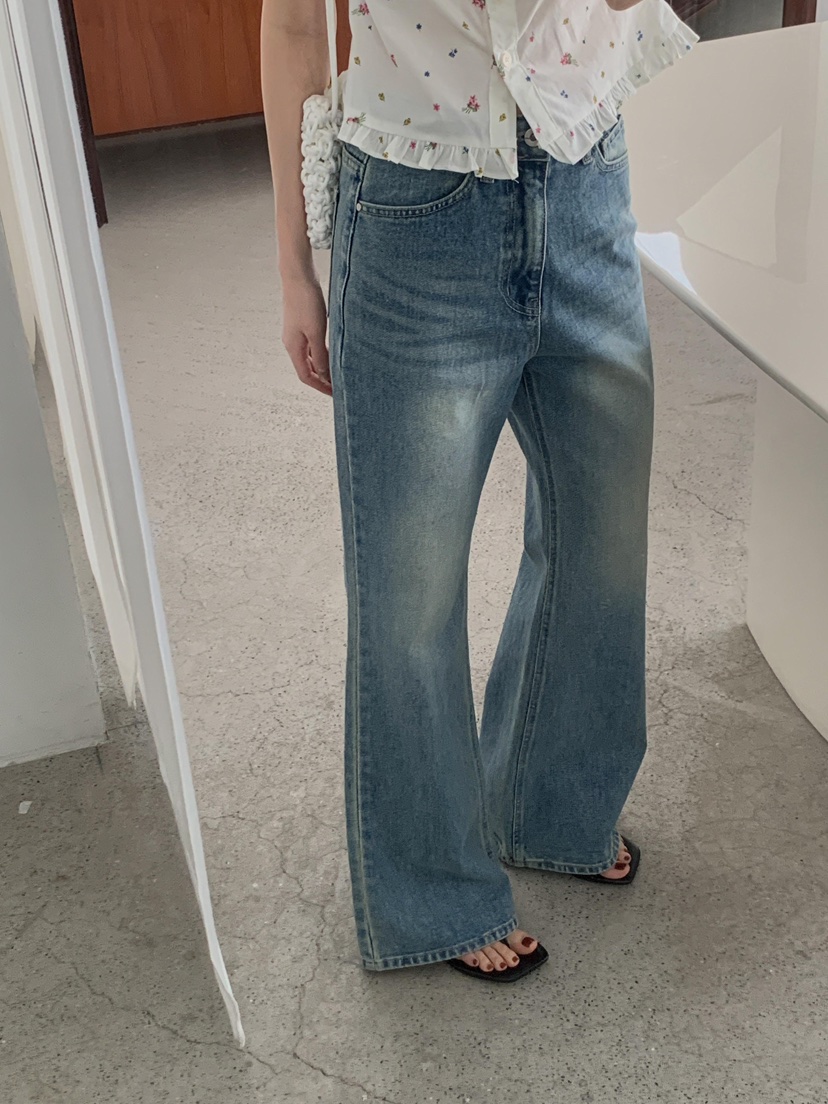 EOMPIT東大門直郵女裝新款熱賣人氣26春夏推薦職業牛仔褲EOMPIT牛仔褲圖色1