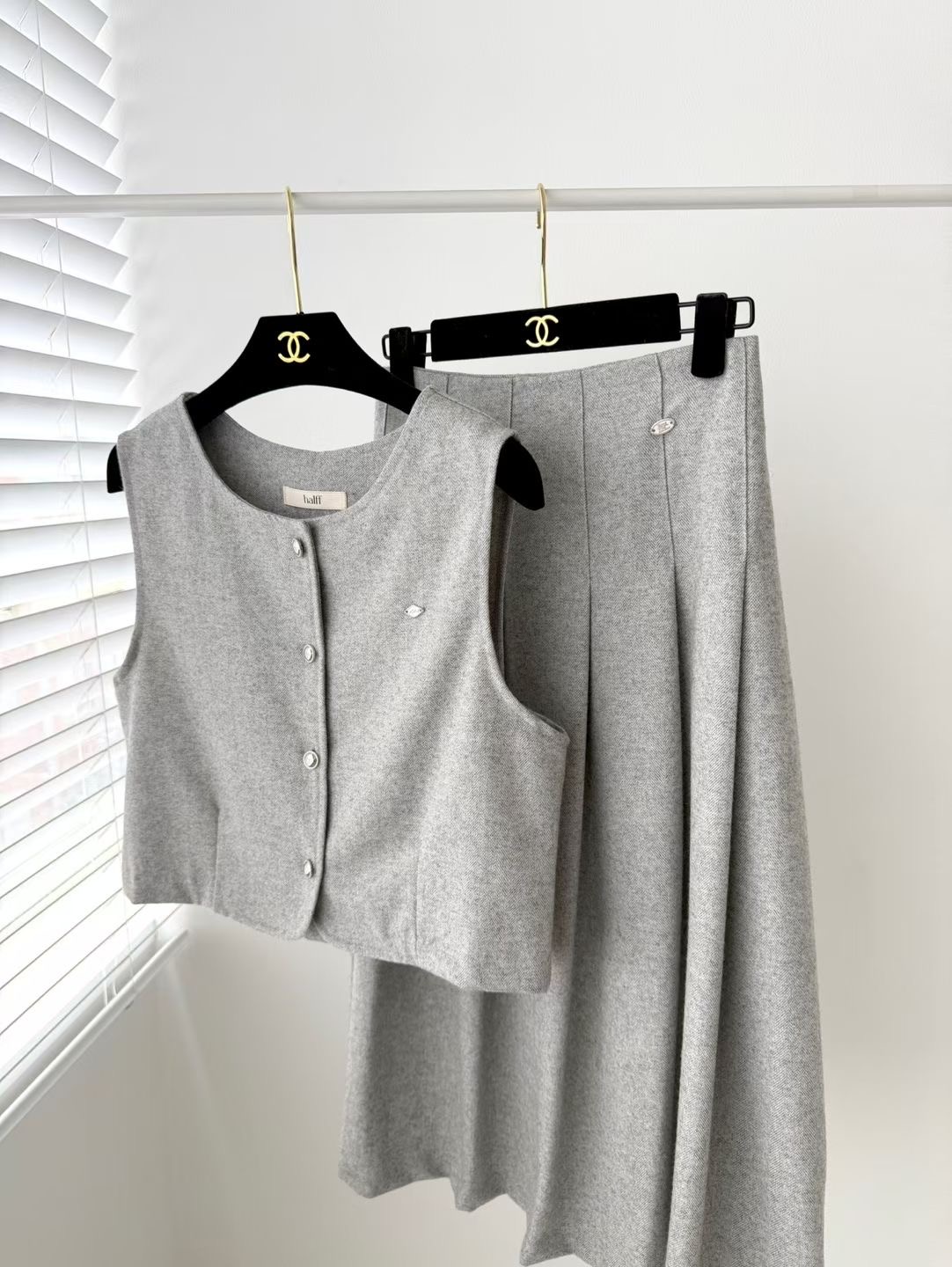 HALFF東大門實拍女裝新款26春夏人氣推薦時尚套裝不含配飾HALFF-2件起套裝圖色1