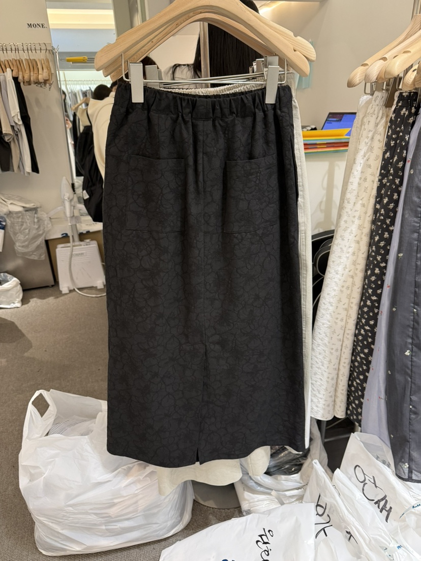 MONE-A東大門實拍女士新款真品熱賣人氣職業時尚推薦長裙MONE-A長裙