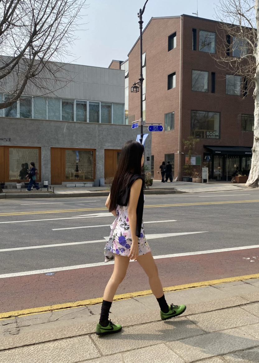 OUPPT韓國直郵女士新品推薦26春夏熱賣人氣休閑連衣裙不含包OUPPT連衣裙