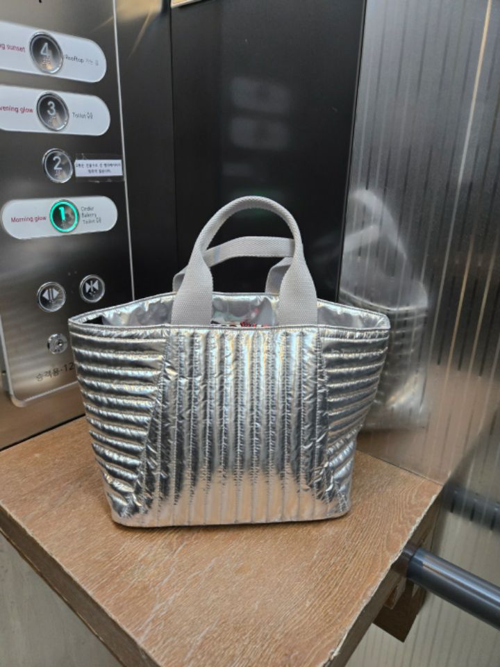 TROUVAILLE韓國代購女士新款26春夏時尚職業人氣推薦手提包TROUVAILLE手提包