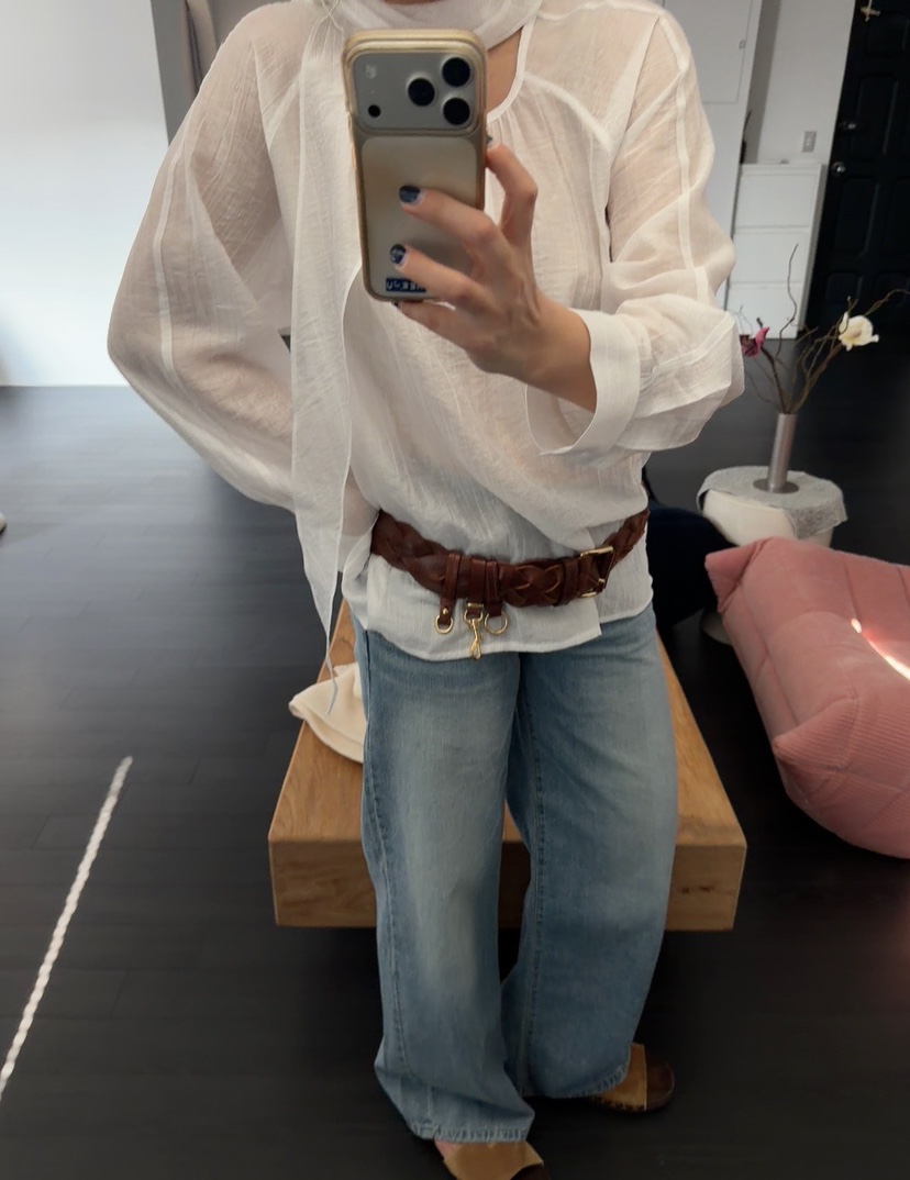 DE VENTI韓國直郵女裝新款推薦時尚襯衫蕾絲衫不含絲巾圍巾DE VENTI襯衫/蕾絲衫