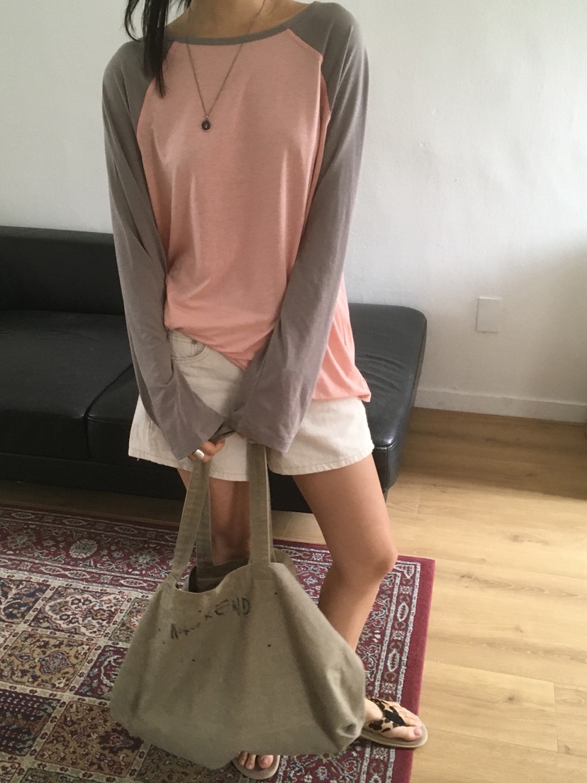 SUNDER MARKET東大門直郵女裝新品職業熱賣人氣長袖T恤天絲SUNDER MARKET長袖T恤圖色1