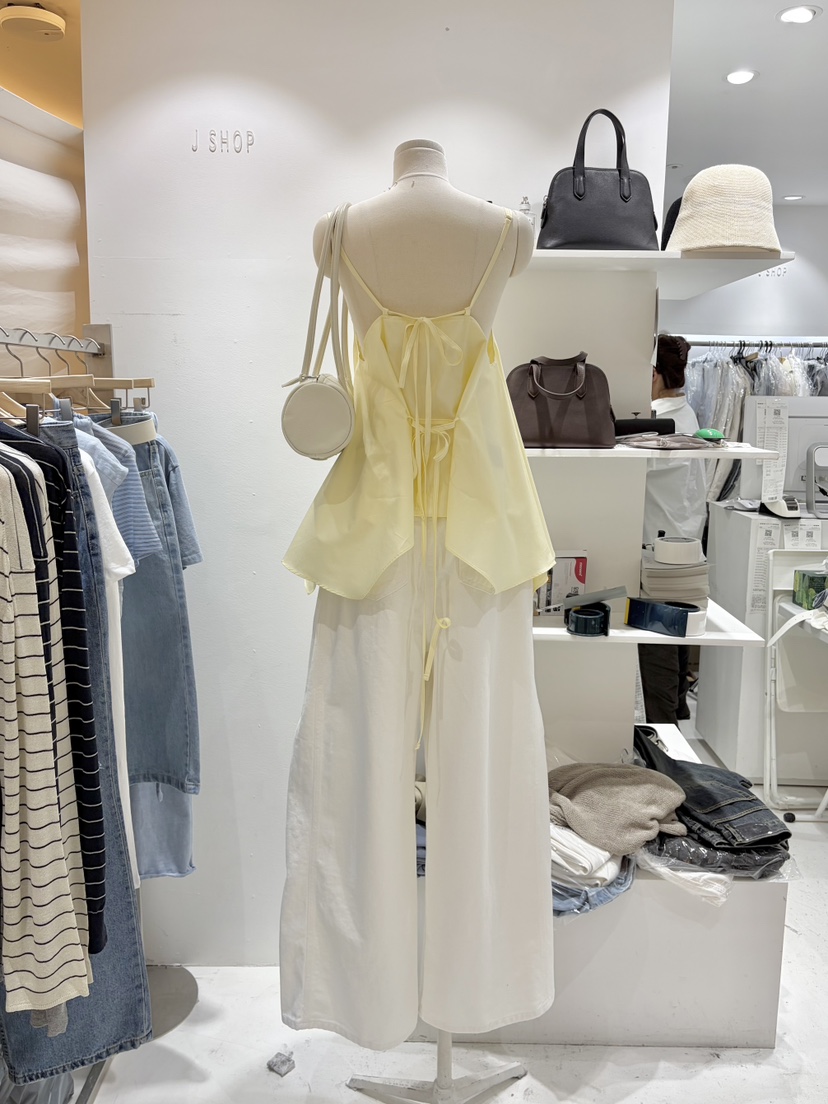 J SHOP韓國直郵實拍女士新款推薦時尚熱賣休閑吊帶背心喇叭J_SHOP吊帶/背心