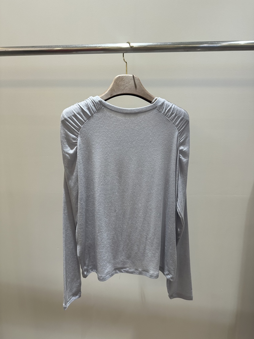 HUE/ERIA韓國東大門直郵女裝新款26春夏推薦人氣長袖T恤HUE/ERIA長袖T恤