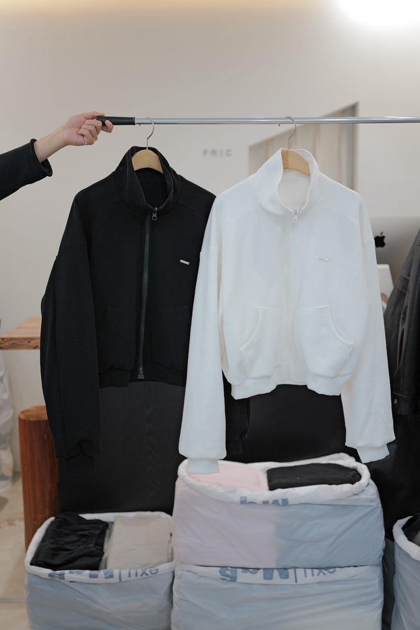 FRIC韓國直郵實拍女裝新品推薦26春夏時尚熱賣夾克兩面穿FRIC夾克