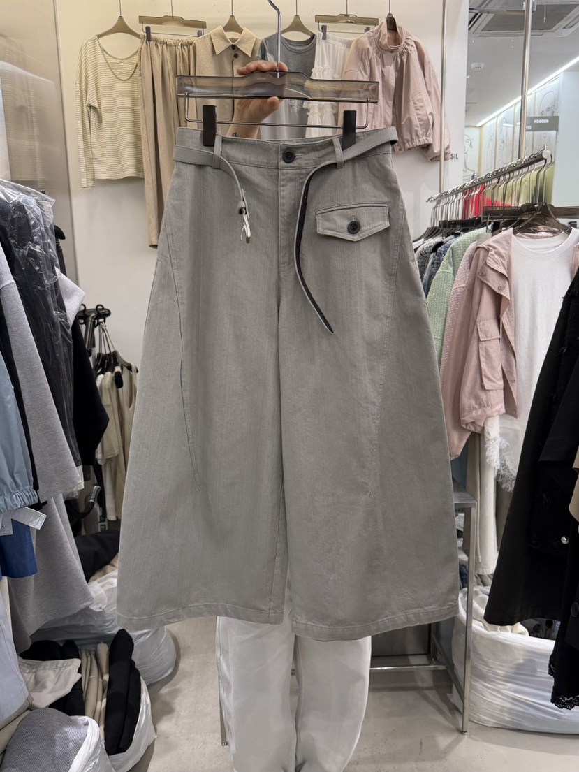 THE SIL韓國直郵實拍女士新款熱賣職業人氣短褲包含腰帶THE SIL/1 2ILLY短褲圖色1