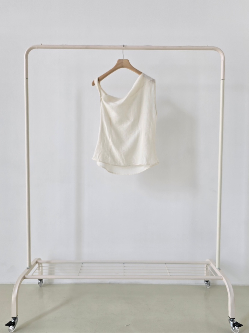 J SHOP韓國東大門代購女裝新款推薦時尚職業吊帶背心不對稱J_SHOP吊帶/背心