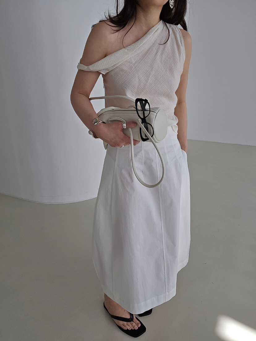 J SHOP韓國東大門代購女裝新款推薦時尚職業吊帶背心不對稱J_SHOP吊帶/背心