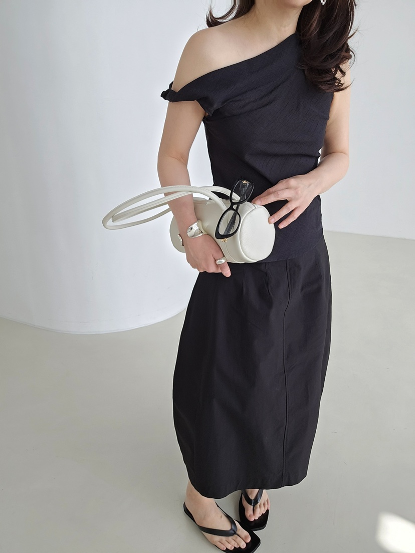 J SHOP韓國東大門代購女裝新款推薦時尚職業吊帶背心不對稱J_SHOP吊帶/背心