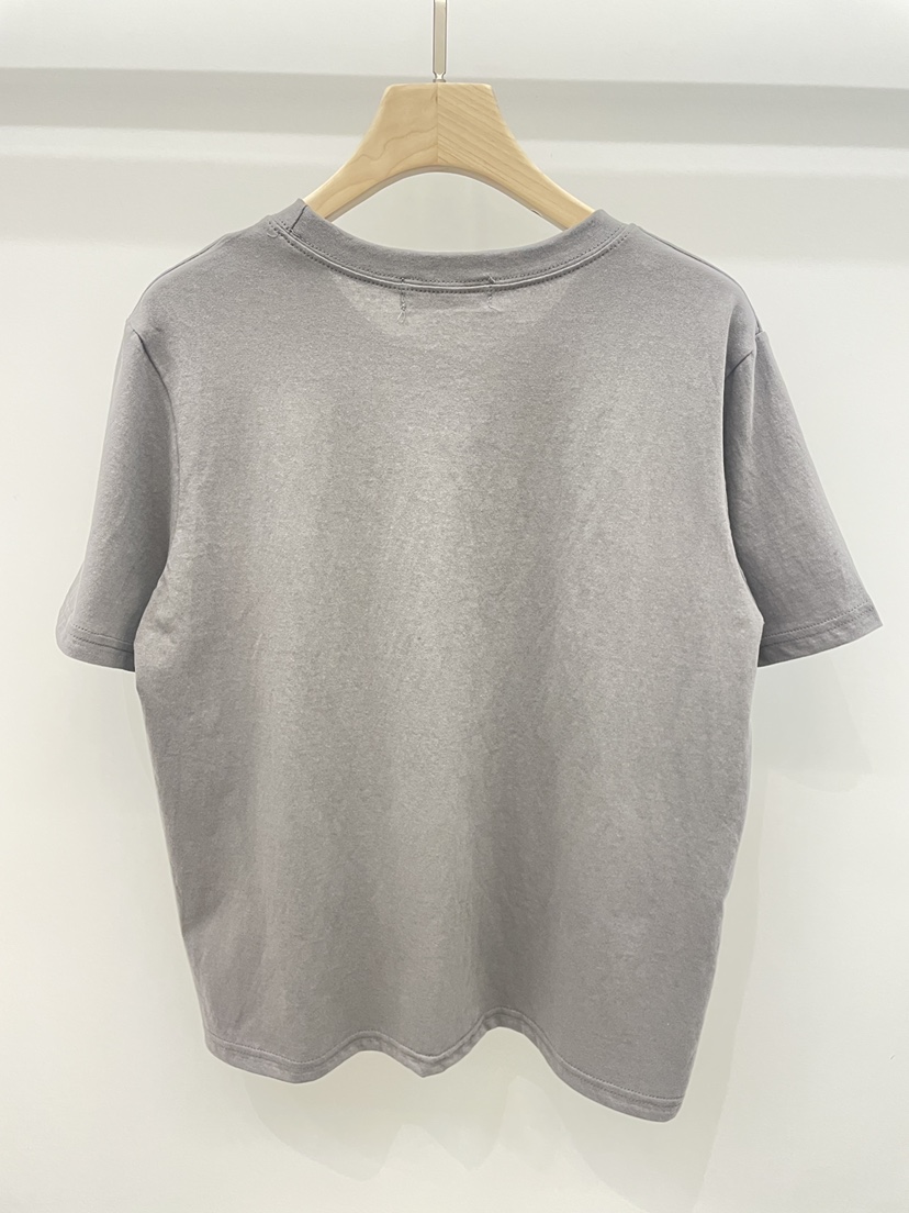 NYLON韓國東大門直郵女士新品推薦職業時尚休閑熱賣26春夏T恤NYLONT恤