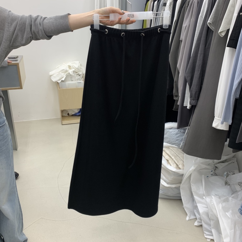 STAINLESS韓國東大門代購女裝新品26春夏時尚長裙鏤空長款STAINLESS長裙圖色2