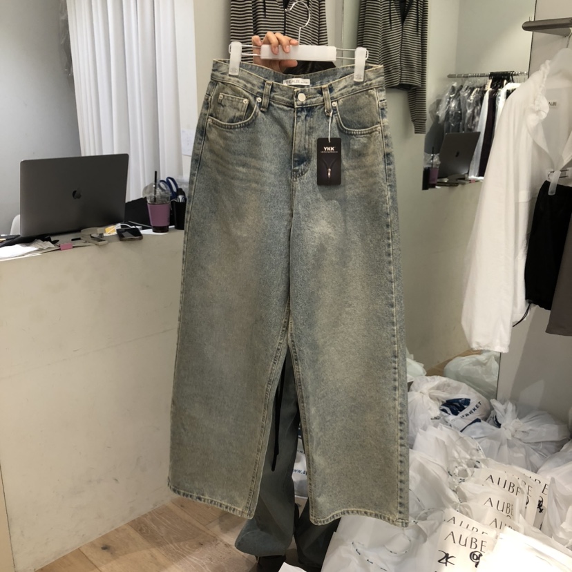 AUBE韓國直郵實拍女裝新品推薦職業熱賣時尚26春夏牛仔褲復古AUBE牛仔褲圖色1