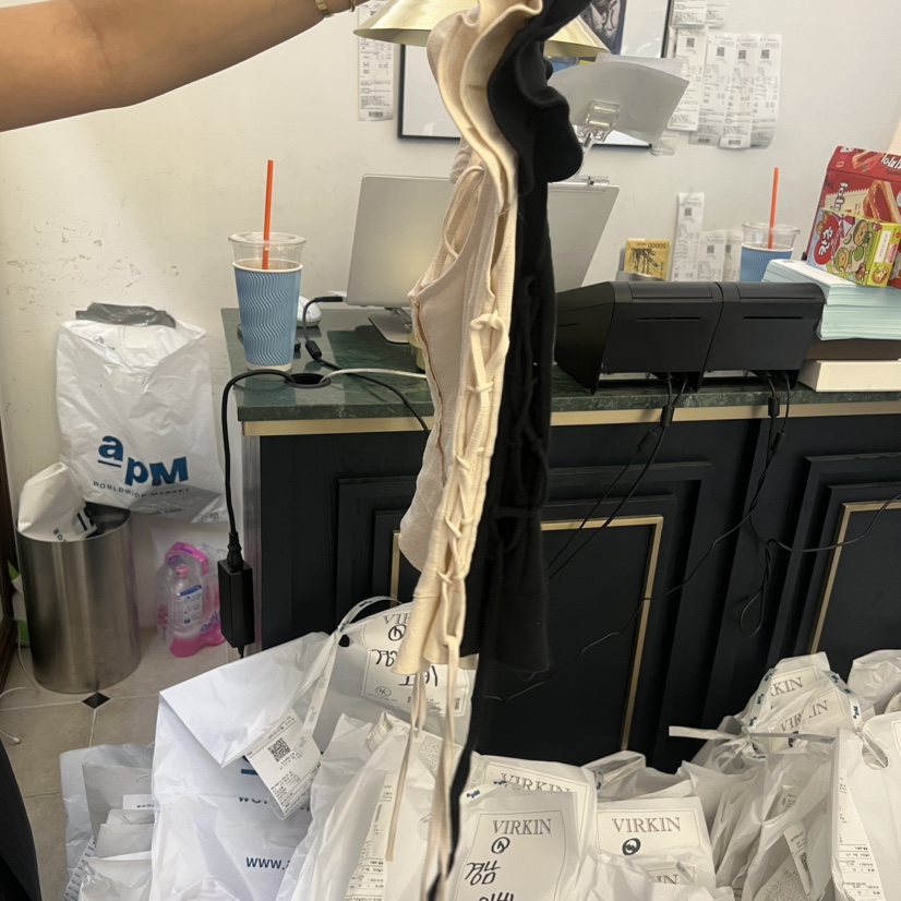 VIRKIN韓國直郵女裝新品人氣時尚熱賣26春夏推薦吊帶背心VIRKIN吊帶/背心