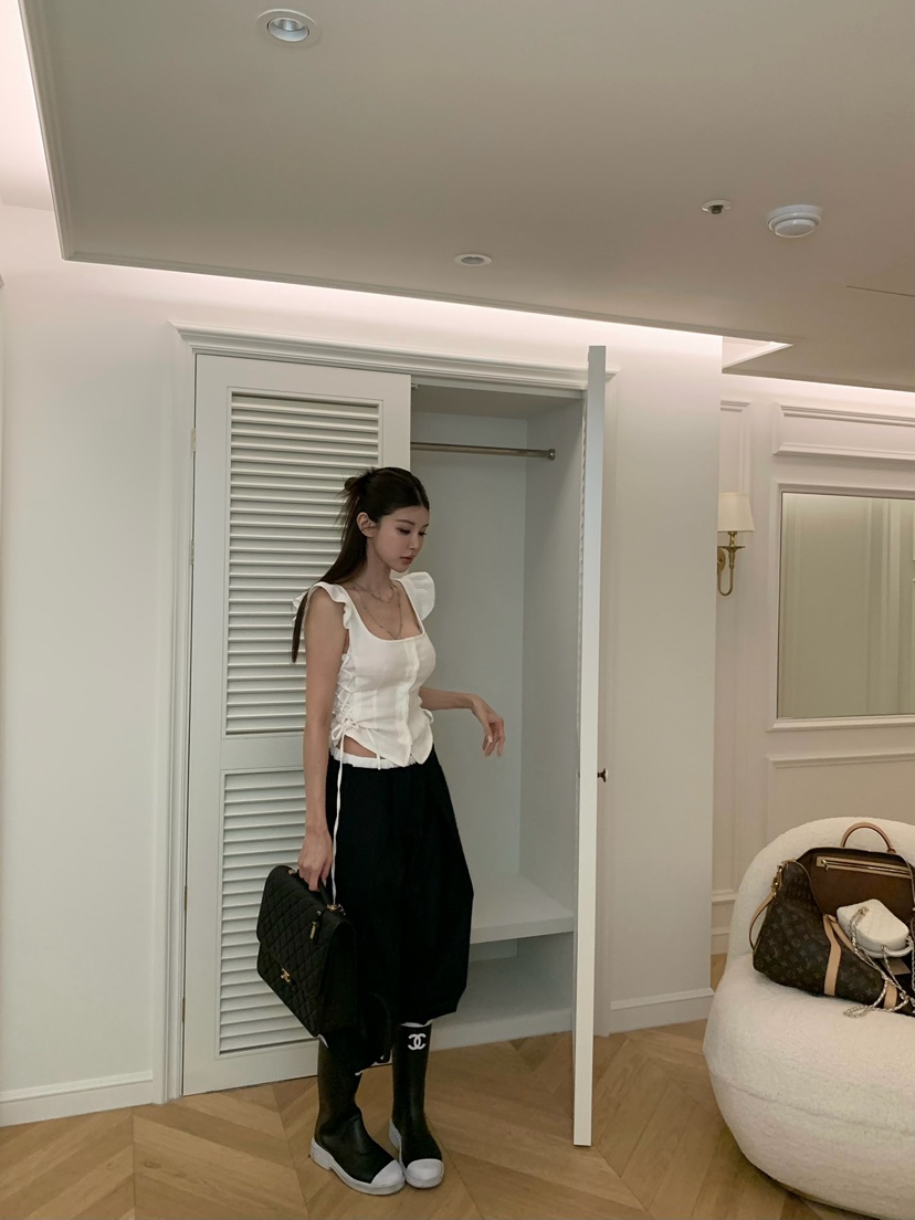 VIRKIN韓國直郵女裝新品人氣時尚熱賣26春夏推薦吊帶背心VIRKIN吊帶/背心