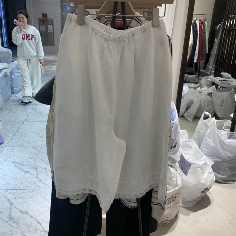 RAWROW韓國東大門代購女士新品人氣職業休閑推薦短褲蕾絲RAWROW短褲