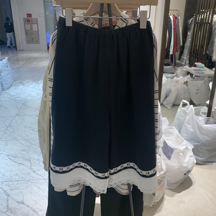 RAWROW韓國東大門代購女士新品人氣職業休閑推薦短褲蕾絲RAWROW短褲圖色2