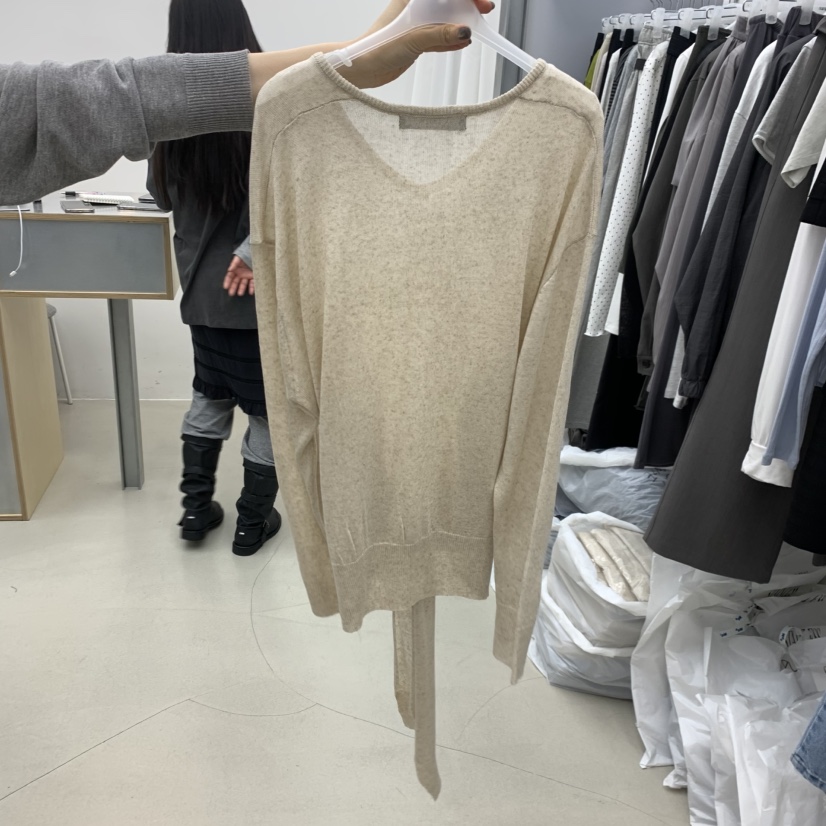 STAINLESS韓國直郵實拍女裝新款休閑時尚推薦職業針織衫V領STAINLESS針織衫