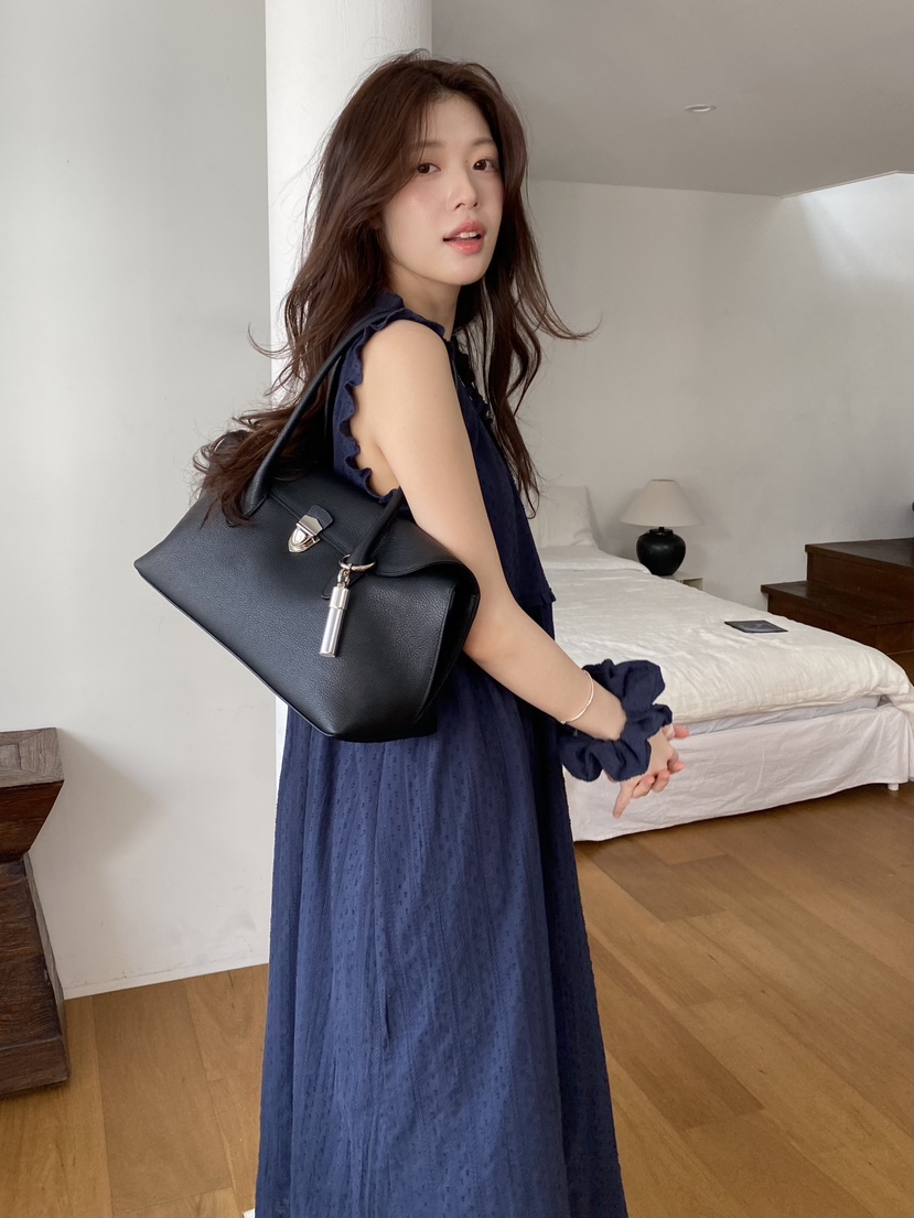 ERUME韓國直郵實拍女裝新款人氣時尚休閑熱賣職業推薦連衣裙ERUME連衣裙