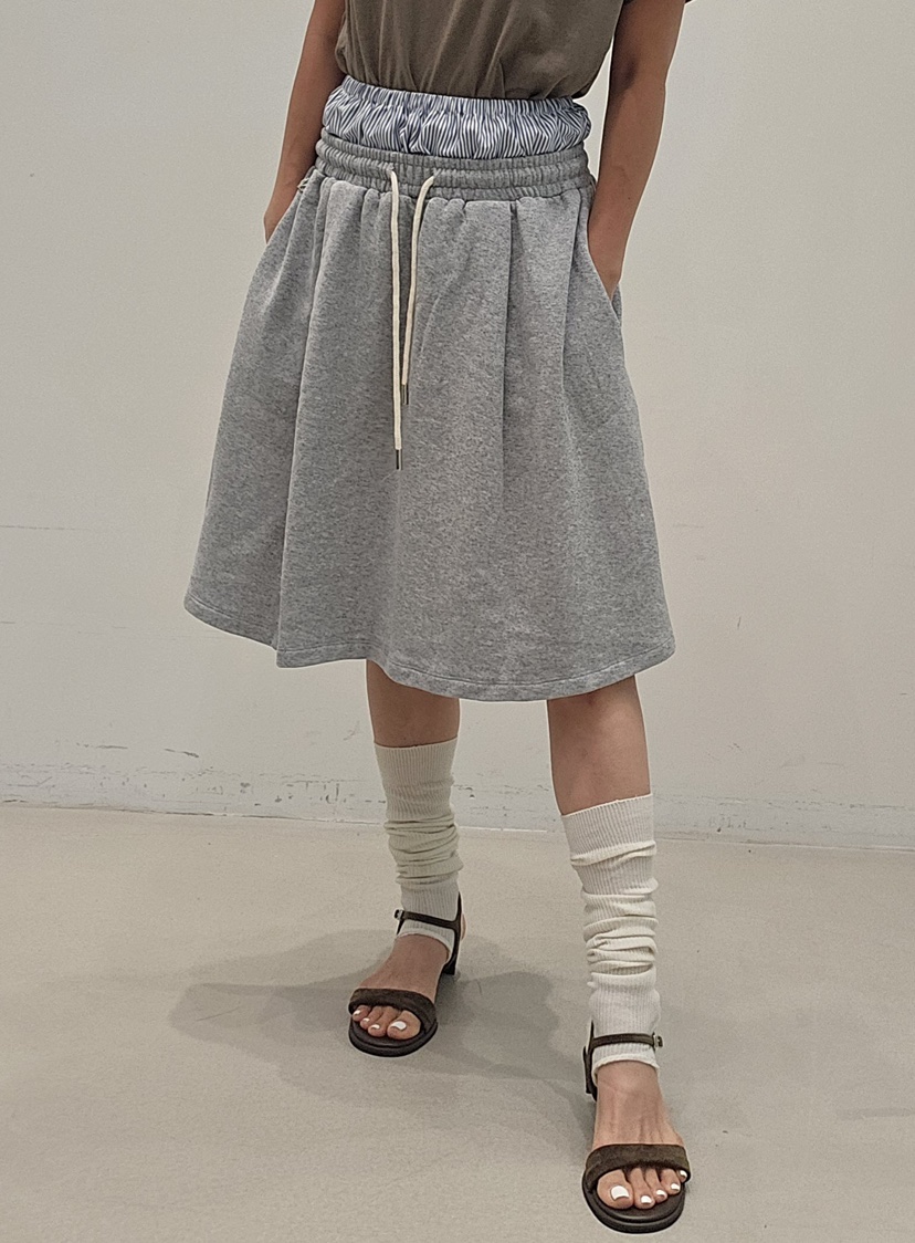 NEOUL韓國直郵實拍女裝新款推薦人氣26春夏熱賣半身裙中短裙NEOUL/ahin雙領標簽半身裙/中短裙