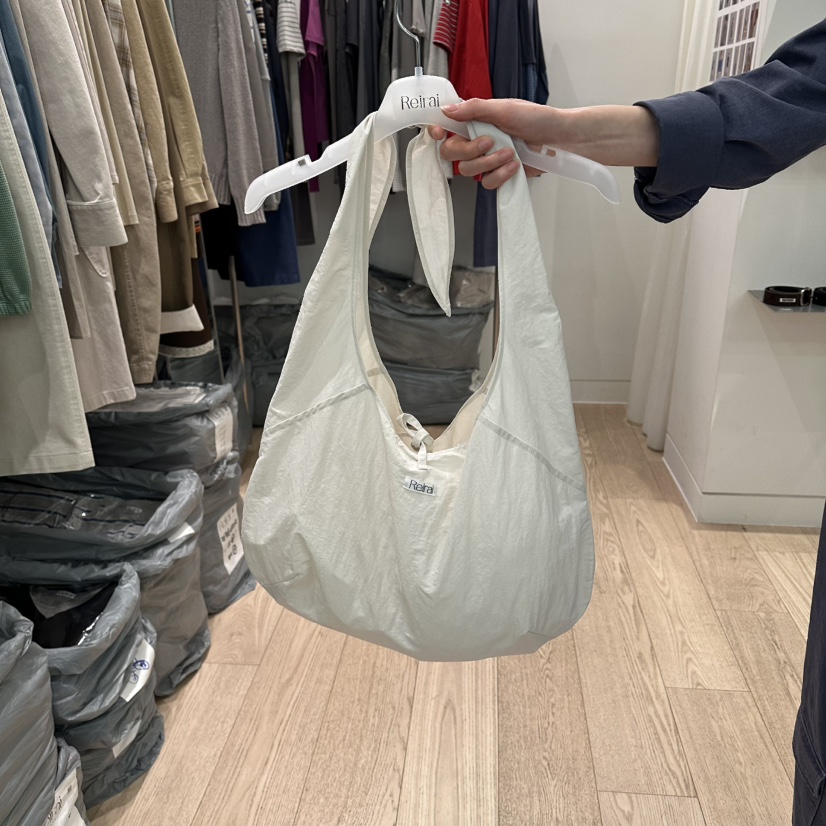 REIRAI韓國東大門直郵女士新款26春夏推薦單肩斜跨包尼龍Reirai單肩/斜跨包圖色1