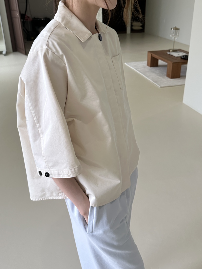 JEONG GAM STUDIOS韓國東大門直郵女裝新款26春夏襯衫蕾絲衫JEONG GAM STUDIOS襯衫/蕾絲衫