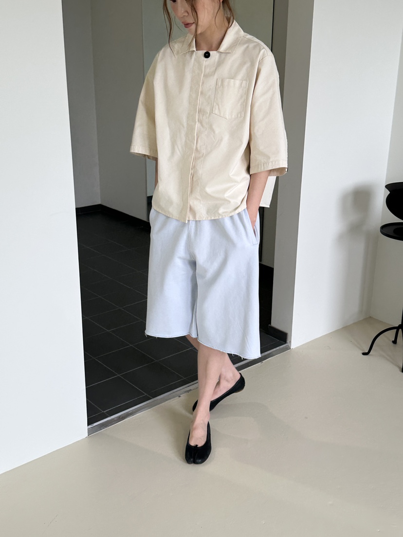 JEONG GAM STUDIOS韓國東大門直郵女裝新款26春夏襯衫蕾絲衫JEONG GAM STUDIOS襯衫/蕾絲衫