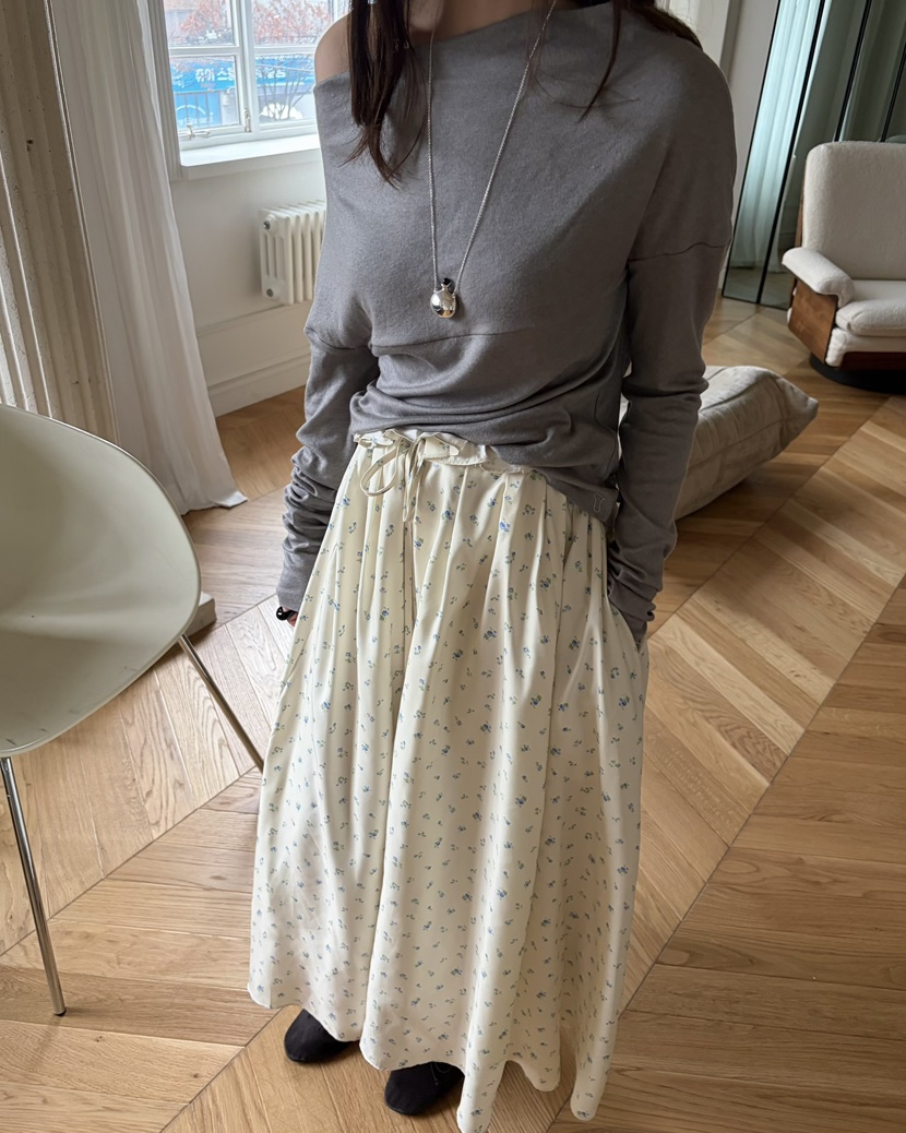 PEBBLE韓國東大門直郵女士新品時尚人氣熱賣休閑長袖T恤露肩PEBBLE長袖T恤