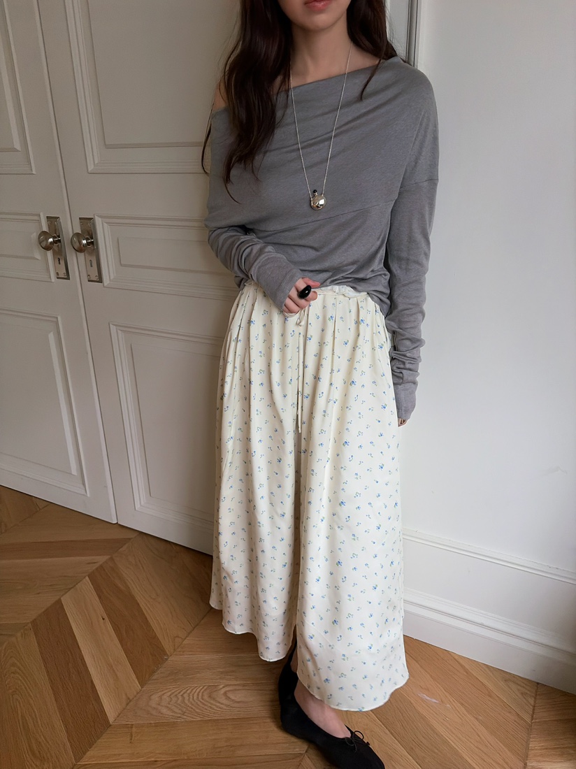 PEBBLE韓國東大門直郵女士新品時尚人氣熱賣休閑長袖T恤露肩PEBBLE長袖T恤