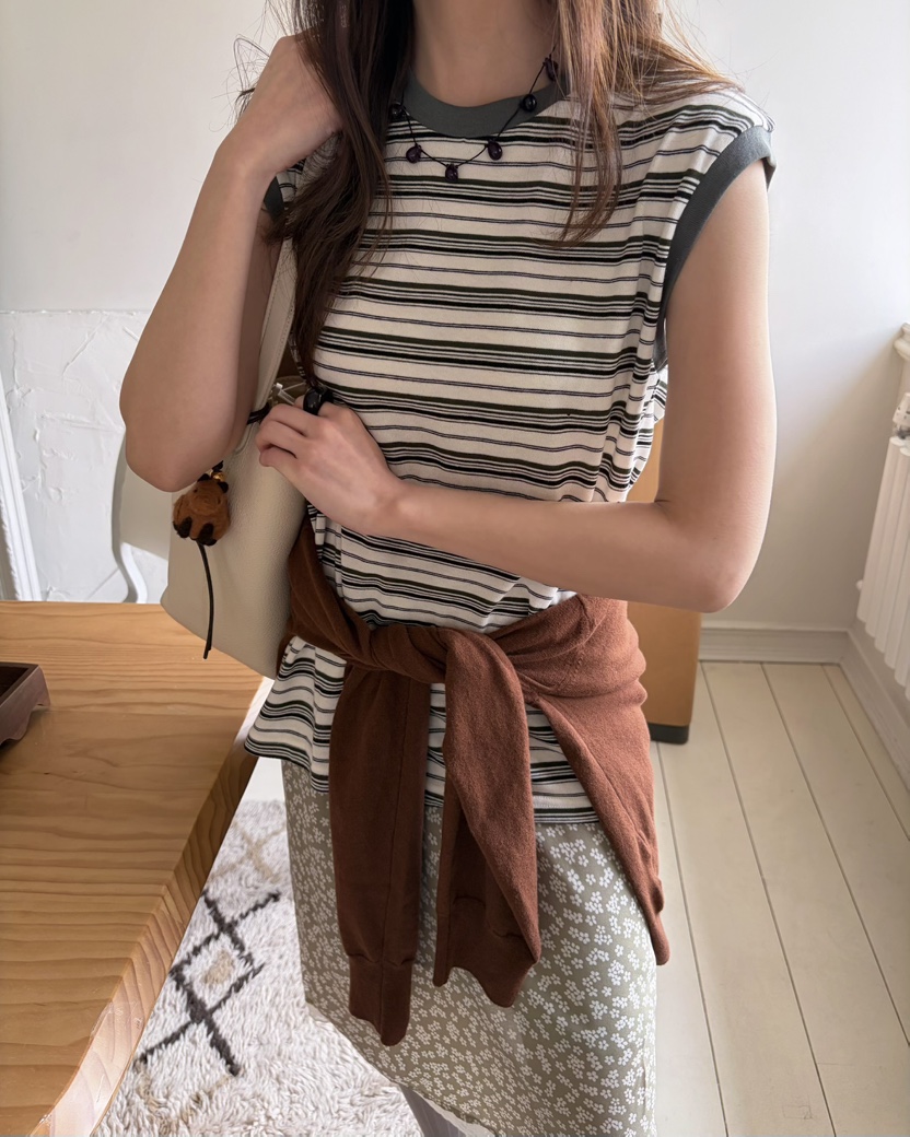 PEBBLE韓國直郵女裝新品休閑人氣推薦時尚職業吊帶背心條紋PEBBLE吊帶/背心