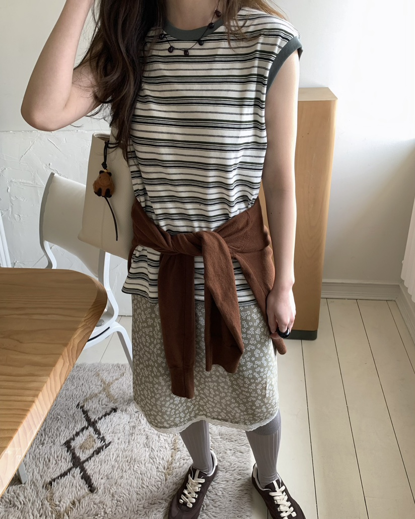 PEBBLE韓國直郵女裝新品休閑人氣推薦時尚職業吊帶背心條紋PEBBLE吊帶/背心