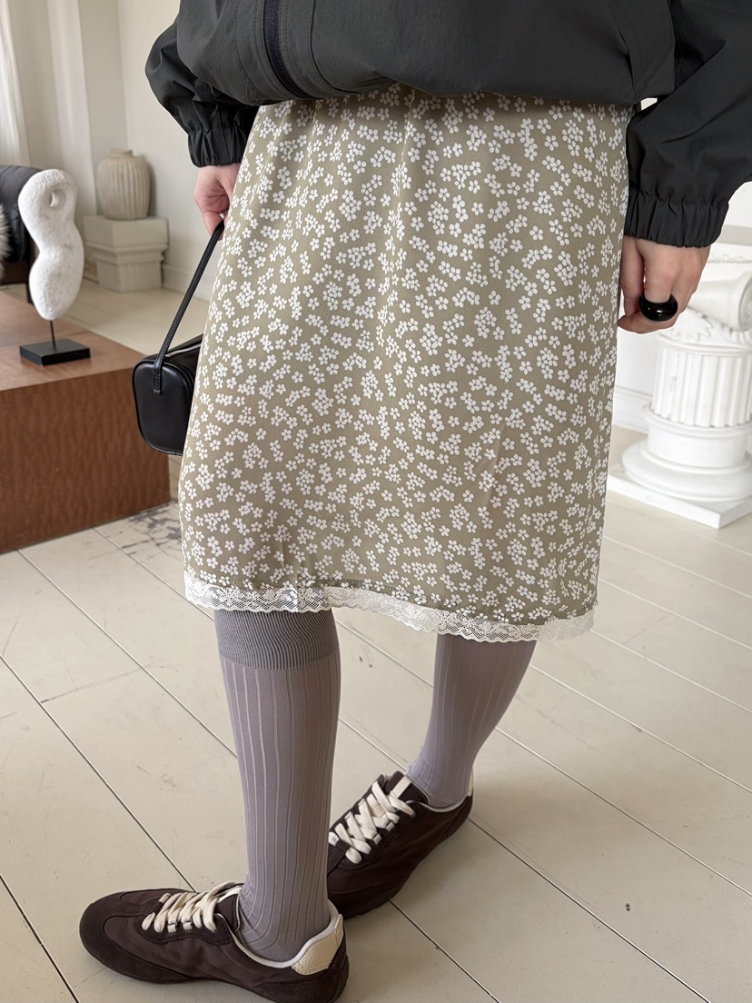 PEBBLE韓國直郵女裝新款職業人氣時尚推薦熱賣半身裙中短裙PEBBLE半身裙/中短裙