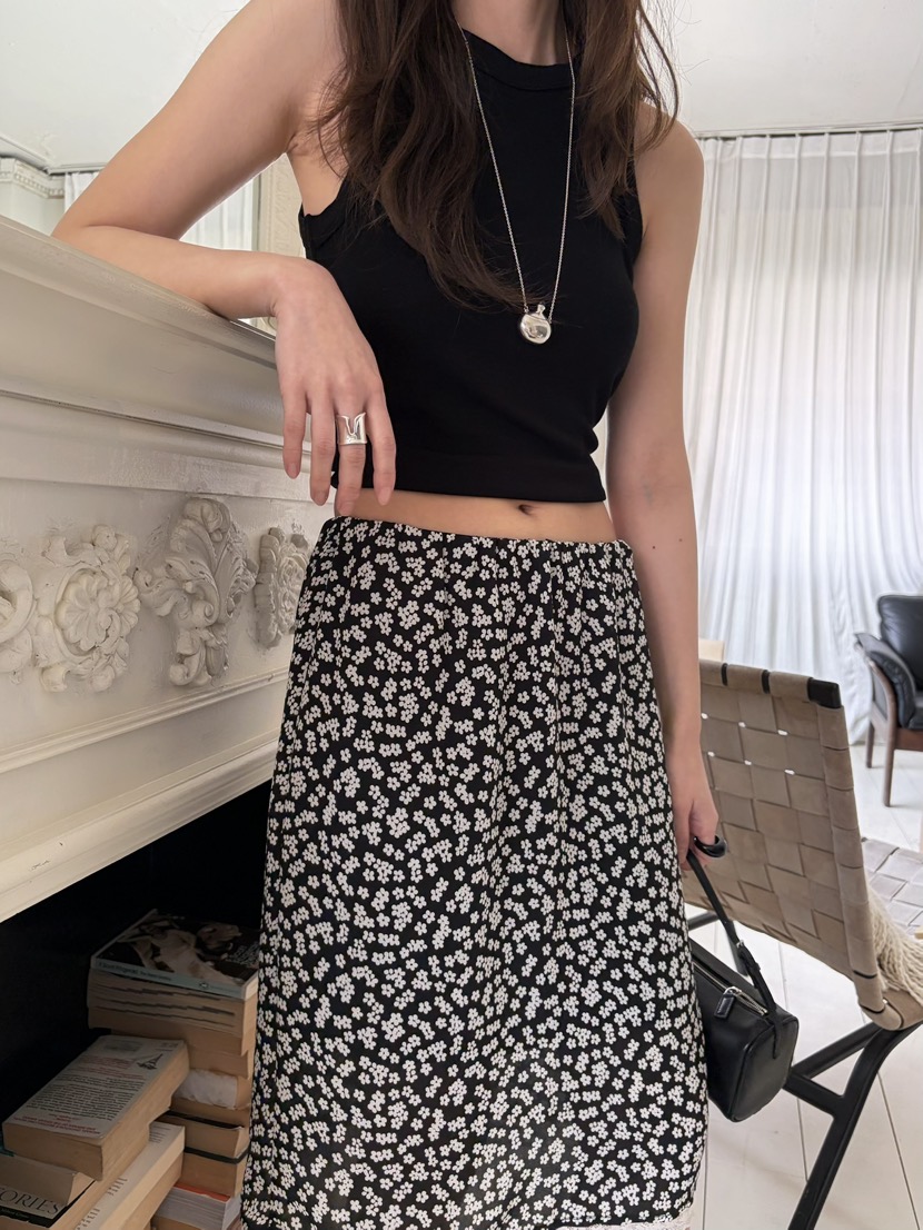 PEBBLE韓國直郵女裝新款職業人氣時尚推薦熱賣半身裙中短裙PEBBLE半身裙/中短裙