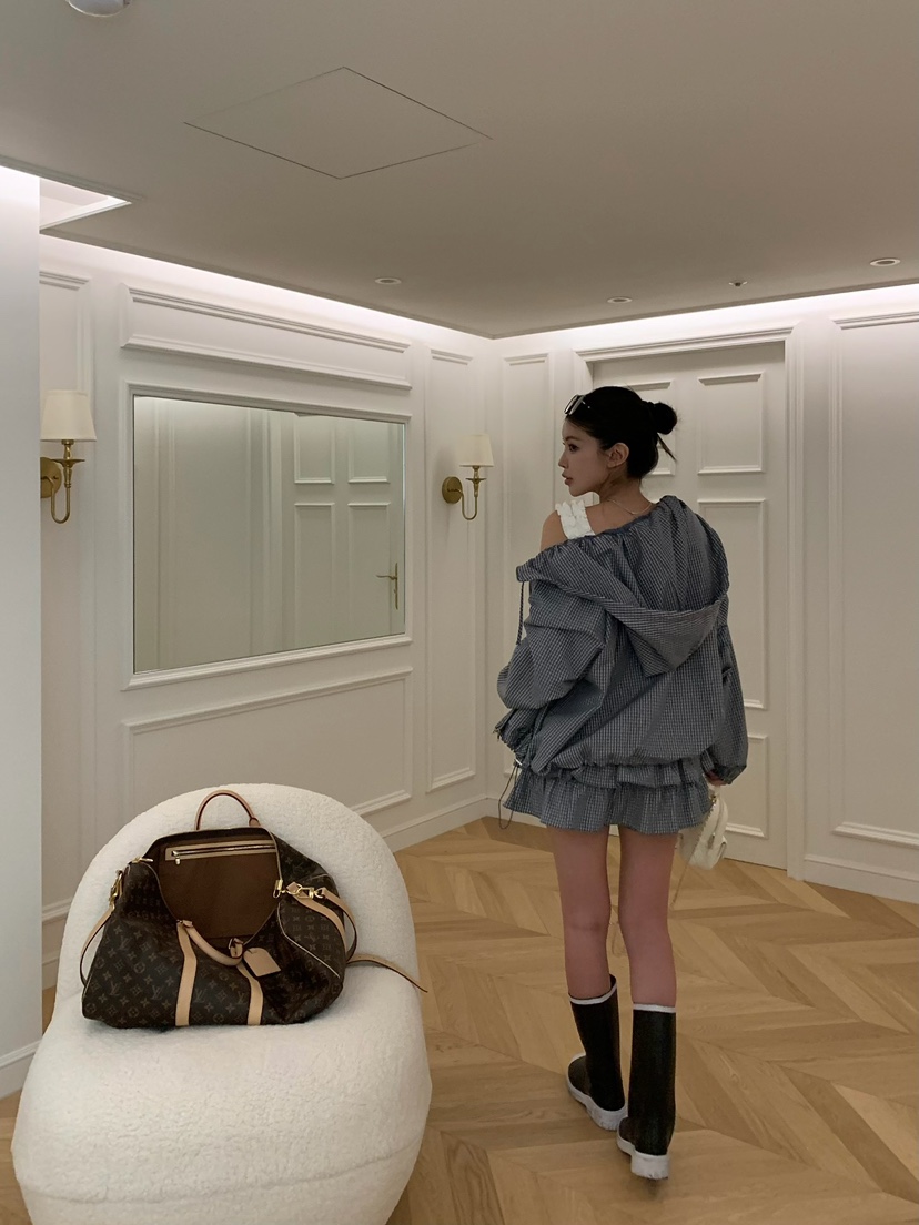 VIRKIN韓國直郵女裝新款26春夏時尚職業人氣休閑推薦夾克VIRKIN夾克