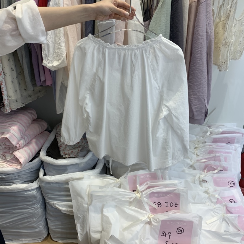 RIVEROOM韓國直郵實拍女裝新品職業熱賣26春夏襯衫蕾絲衫RIVEROOM襯衫/蕾絲衫