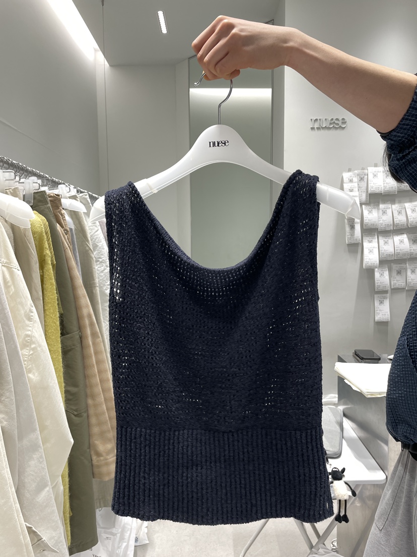 NUESE韓國東大門直郵女士新款人氣熱賣休閑職業吊帶背心開衩NUESE吊帶/背心圖色2