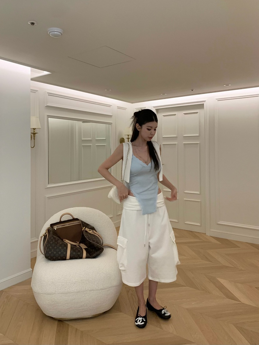 VIRKIN韓國直郵女士新品熱賣職業時尚推薦休閑吊帶背心花朵VIRKIN吊帶/背心