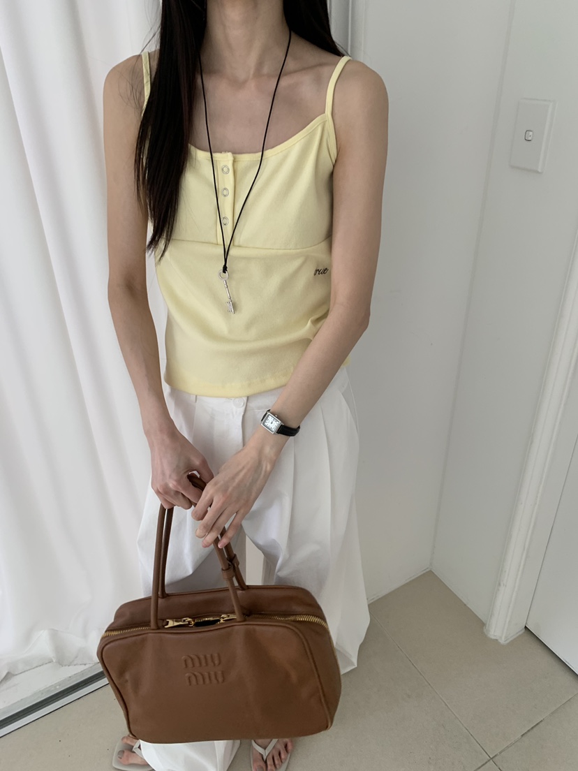 TRUE韓國東大門直郵女士新品時尚人氣熱賣26春夏吊帶背心TRUE吊帶/背心