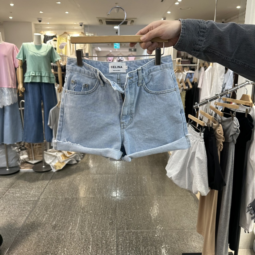 CELINA韓國東大門直郵女裝新款人氣職業熱賣推薦短褲鏤空CELI_NA短褲圖色2