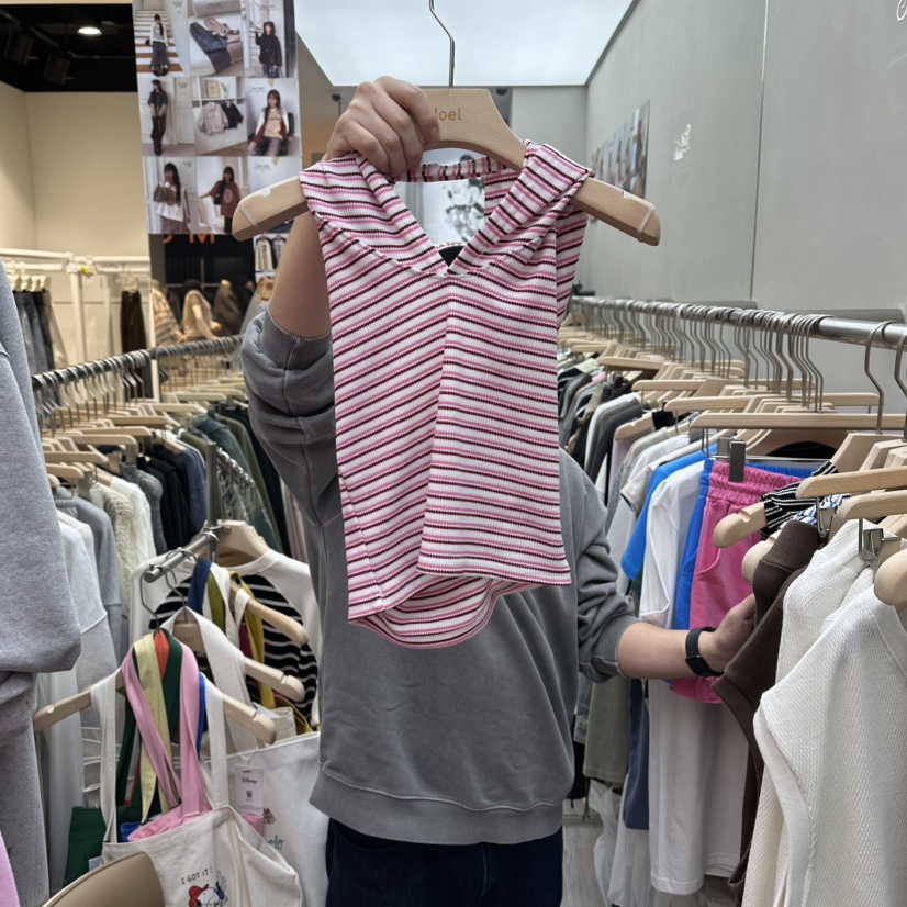 STICK WITH韓國代購女裝新款人氣休閑時尚熱賣吊帶背心連帽STICK WITH吊帶/背心圖色1