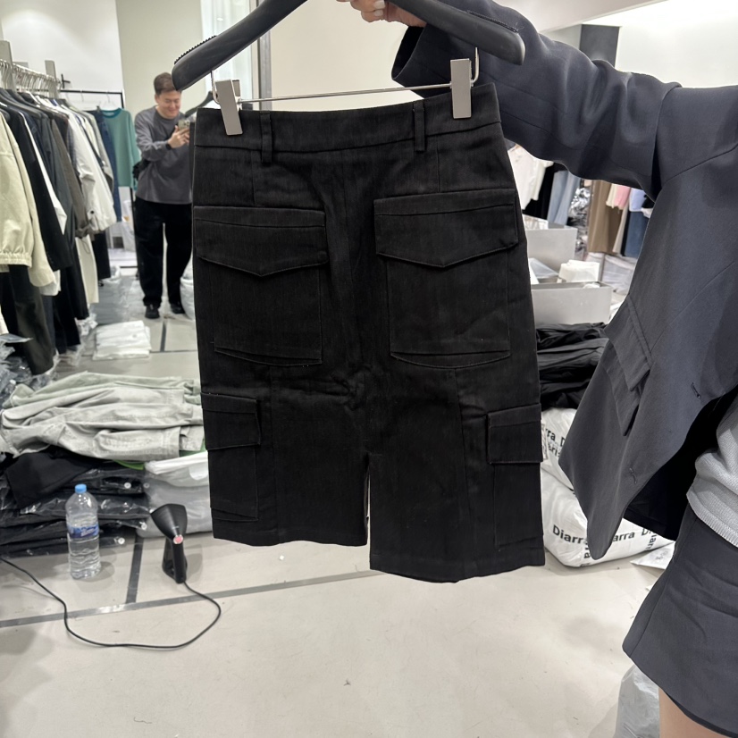 DIARRA韓國東大門代購女裝新款人氣26春夏時尚推薦職業短裙DIARRA短裙圖色1