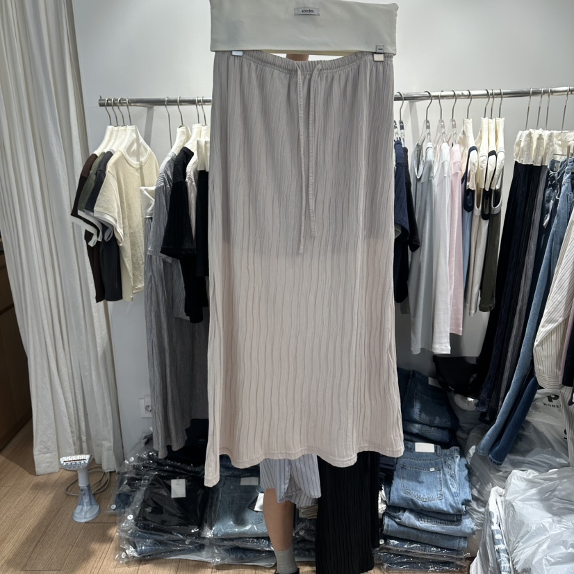 STORIES韓國東大門直郵女裝新品時尚推薦職業26春夏熱賣長裙STORIES長裙圖色1