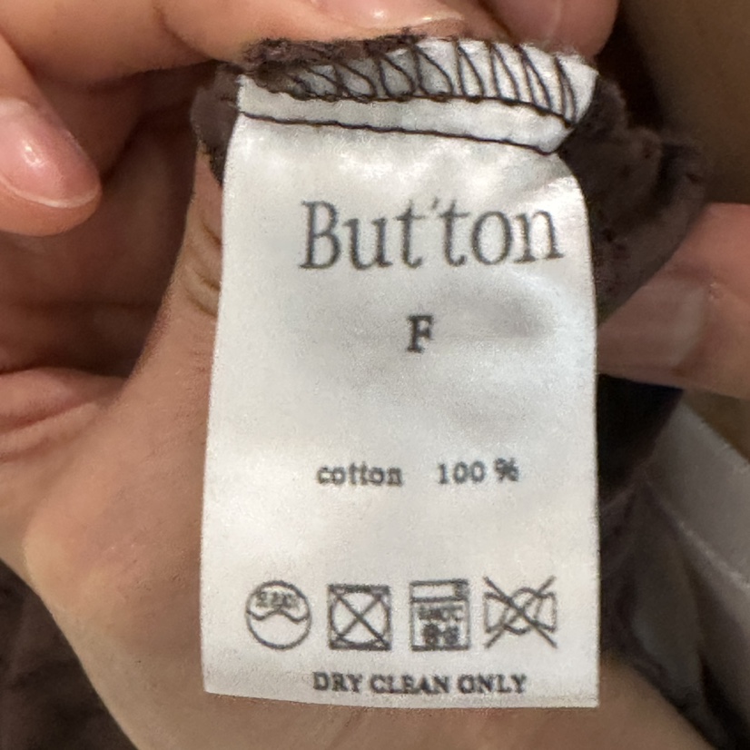 ANDMORE BUTTON韓國直郵實拍女裝新品休閑吊帶背心不含內搭褶皺ANDMORE BUTTON吊帶/背心