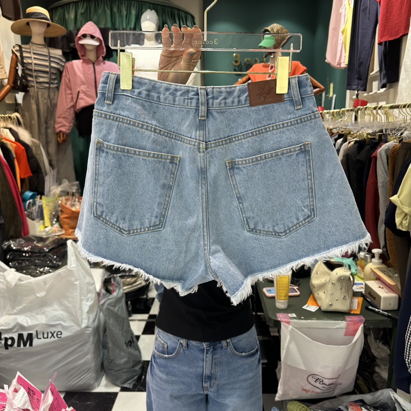 3COLOR韓國直郵實拍女裝新品熱賣短褲Three color短褲