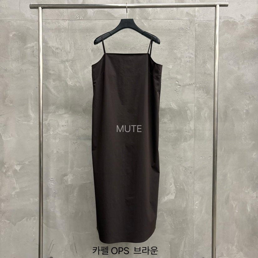 MUTE-P韓國東大門直郵女士新品熱賣人氣職業推薦休閑連衣裙MUTE連衣裙圖色2棕色