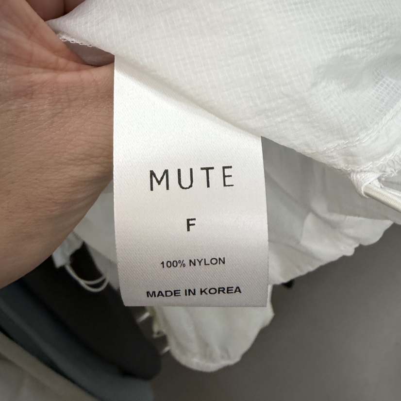MUTE-P韓國代購女裝新品推薦職業26春夏熱賣休閑時尚衛衣MUTE衛衣
